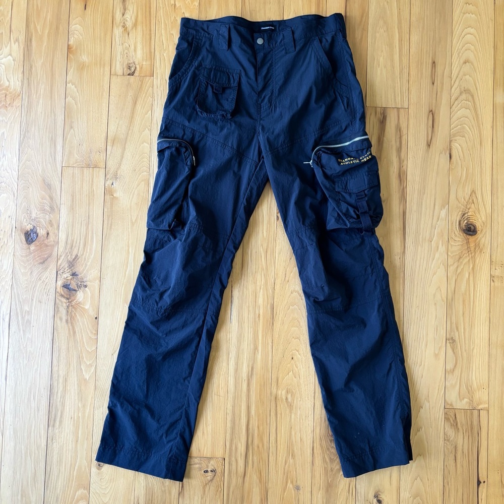 Standard Cloth Urban Outfitters Men Cargo Pants Black Athletic Wear Size 30 NWT